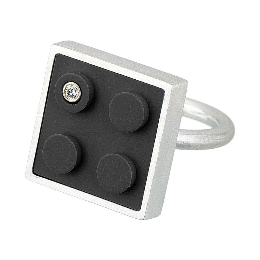 Brick Ring with Diamond