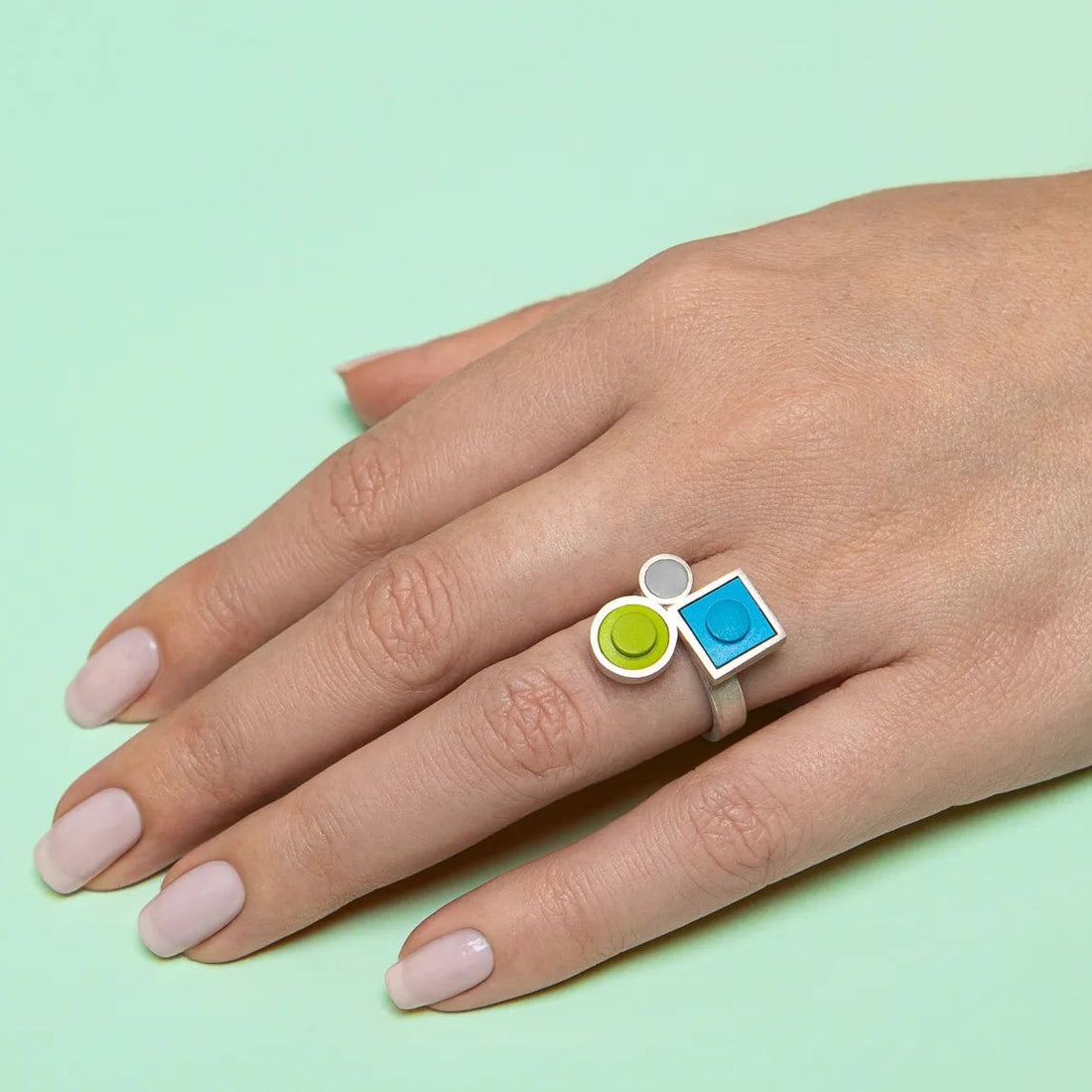 Modular Ring