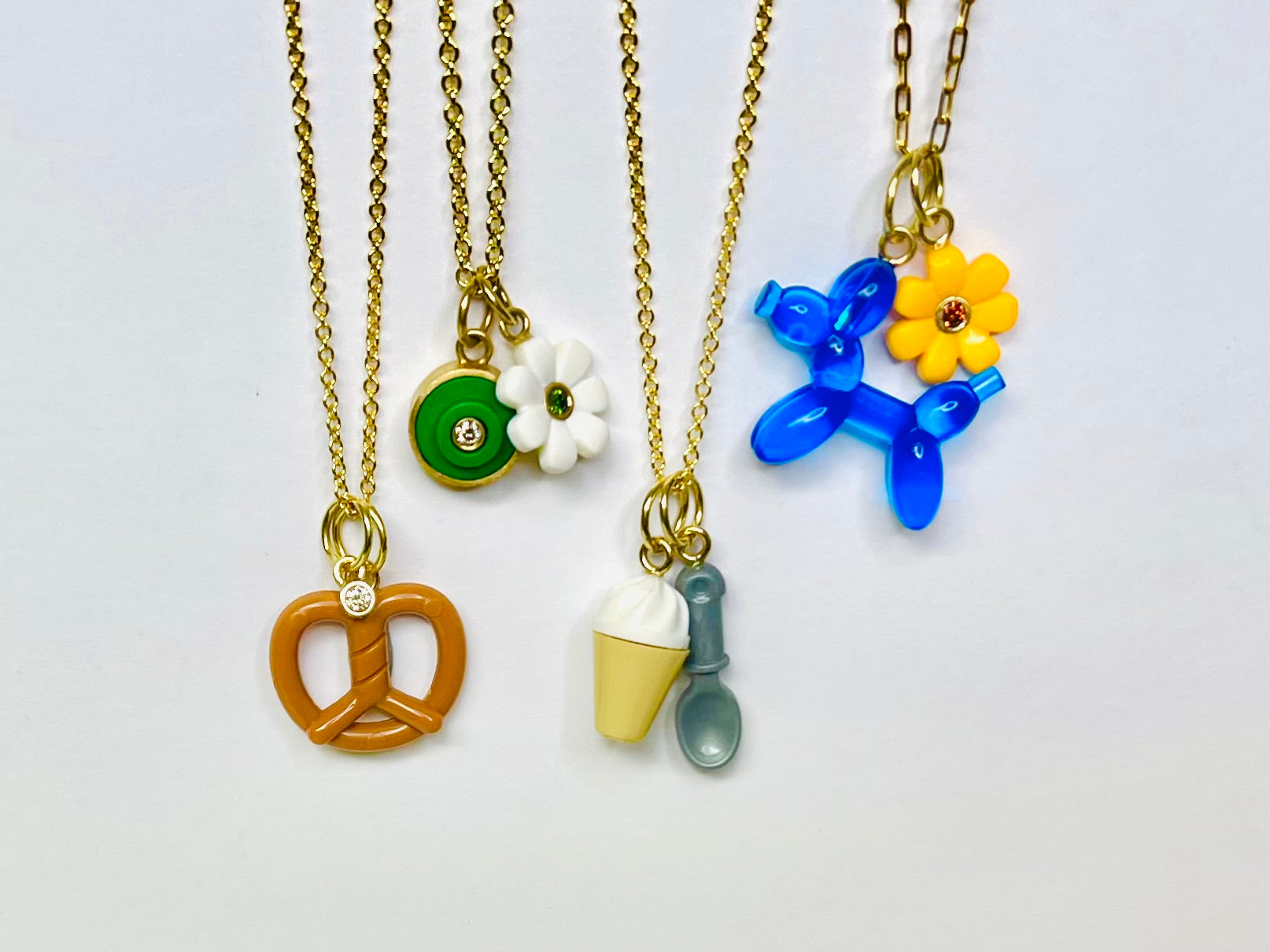 18 Kt LEGO charms 